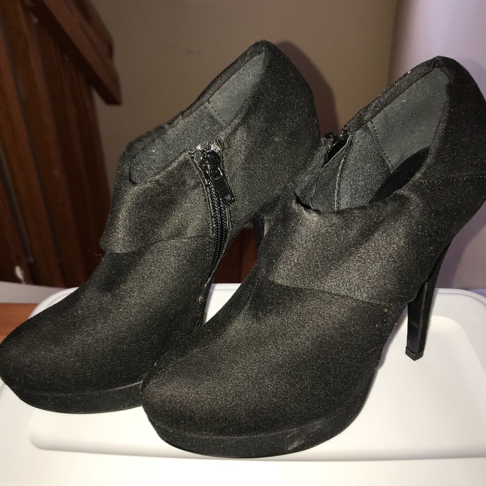 Suede Black Booties